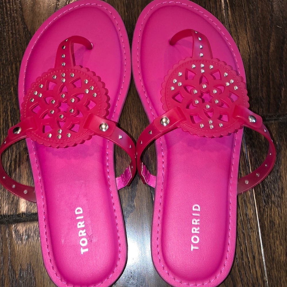 TORRID pink flip flops sandals size 7 1/2
